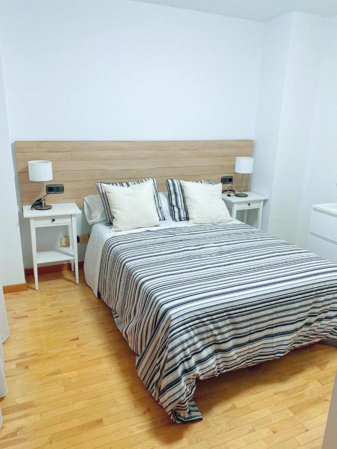 Duenas Apartment Oviedo Exterior foto